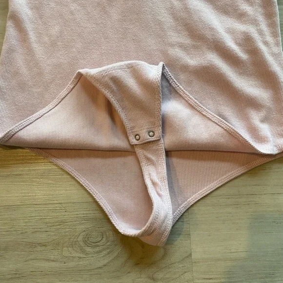 Abercrombie & Fitch Bodysuit XXL - Picture 5 of 5